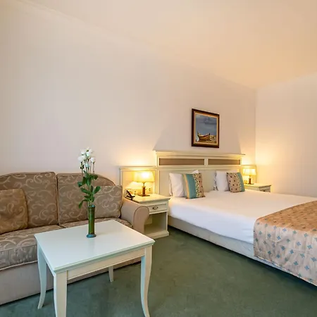 Helena Park Üdülőközpont 5*