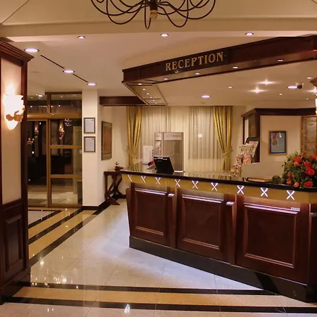 Helena Park 5* Napospart