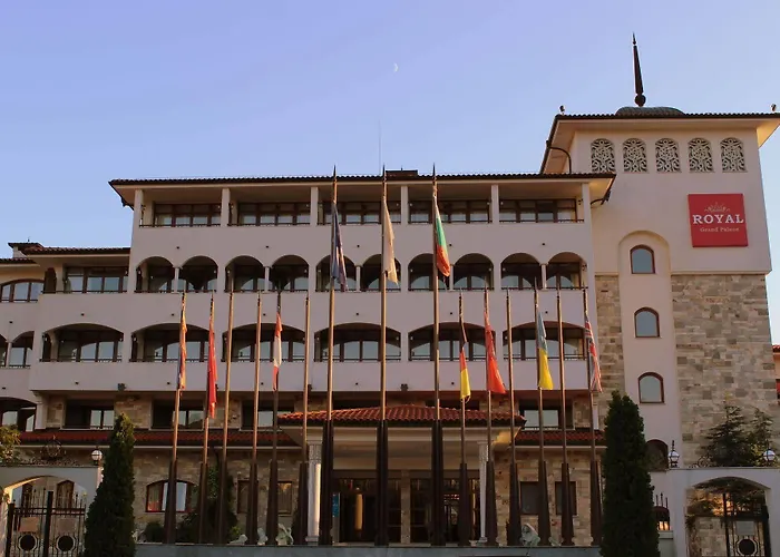 Helena Park 5* סאני ביץ'