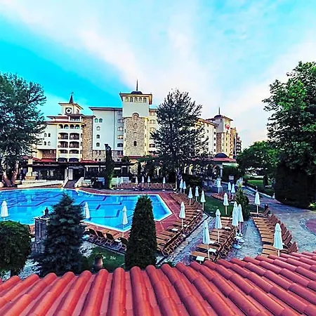 Helena Park リゾート 5*