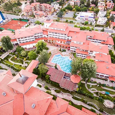 Ośrodek wypoczynkowy Helena Park 5*