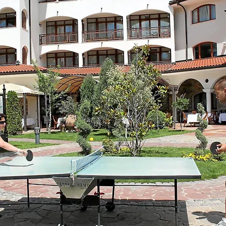 Helena Park Sluneční pobřeží