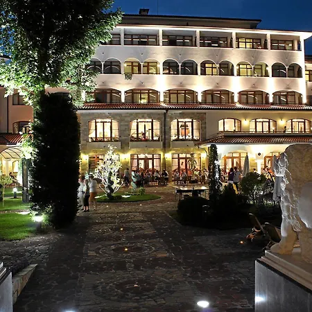 Helena Park 5* 阳光海滩