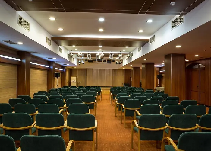 Helena Park 5* Σάνι Μπιτς